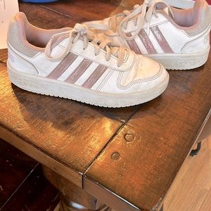 Good Condition girls white and pink adidas size 3 big girl
